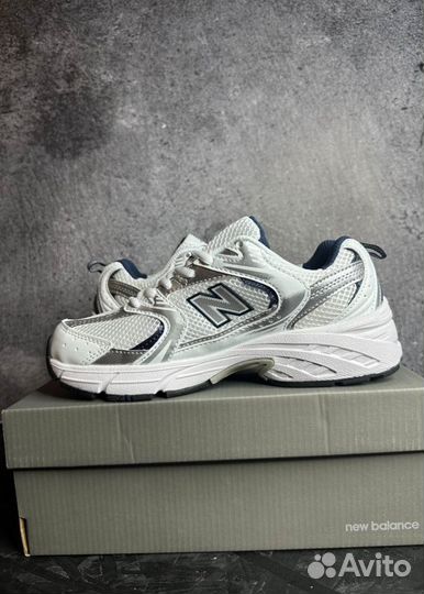 Кроссовки New Balance 530 Люкс