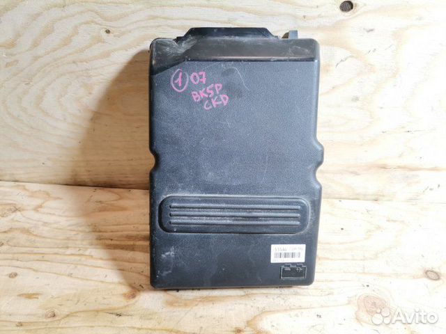 Крышка Mazda Axela BK5P zyve 2004