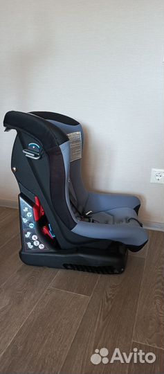 Детское автокресло авто кресло Chicco от 0 до 18кг