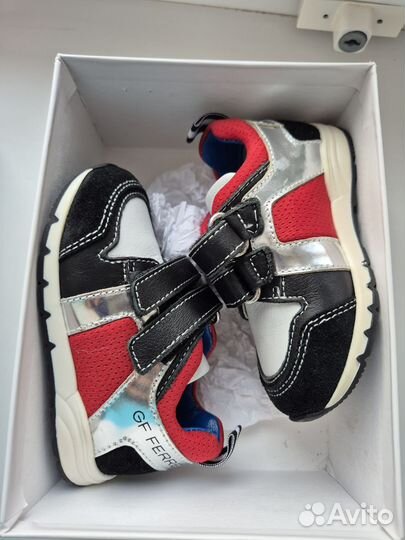 Кроссовки детские 20 р Ferre
