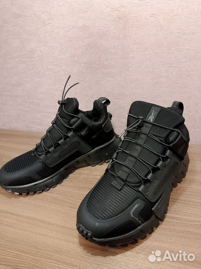 Мужские зимние кроссовки reebok Новые