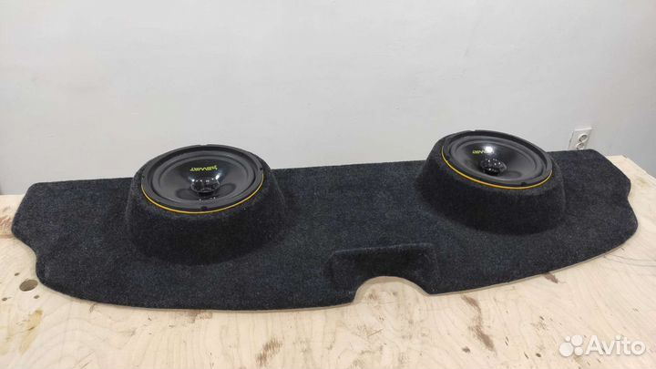 Акустическая полка и динамики Swat 20см. на Гранту