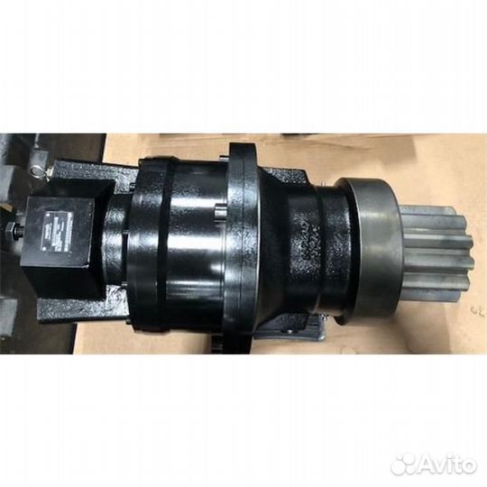 Редуктор поворота Джон Дир AT475605,F121812,F43466