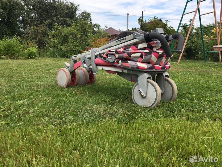 Коляска прогулочная