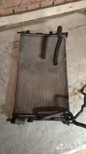 Радиатор основной Ford C-Max 2005