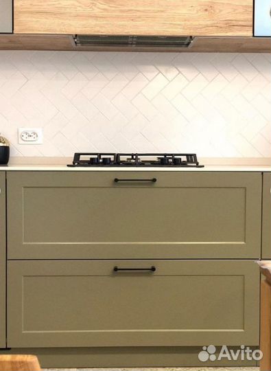 Кухня на заказ, кухонные гарнитуры