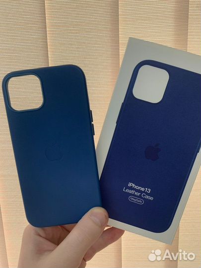 Кожаный чехол iPhone 13