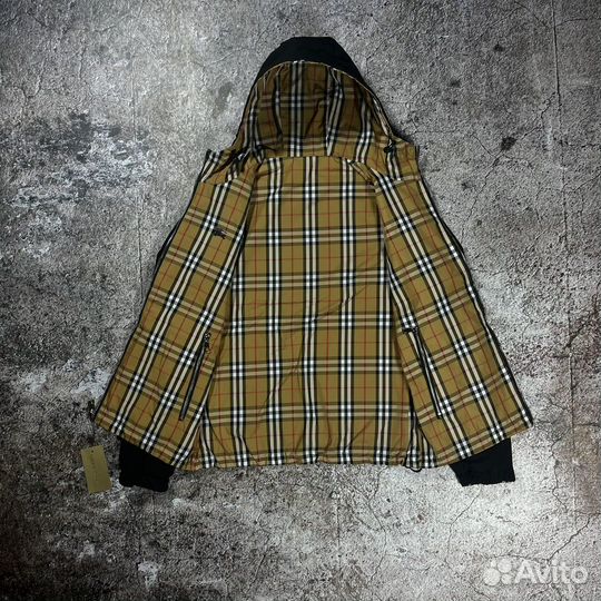 Ветровка Burberry двухсторонняя
