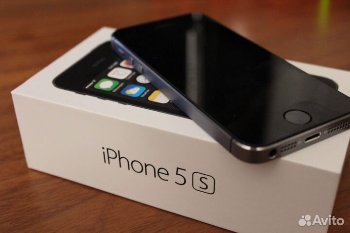 Продам Айфон 5s