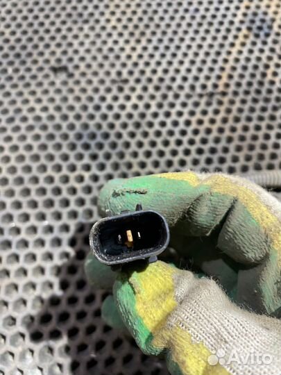 Датчик температуры охлаждающей жидкости d4db