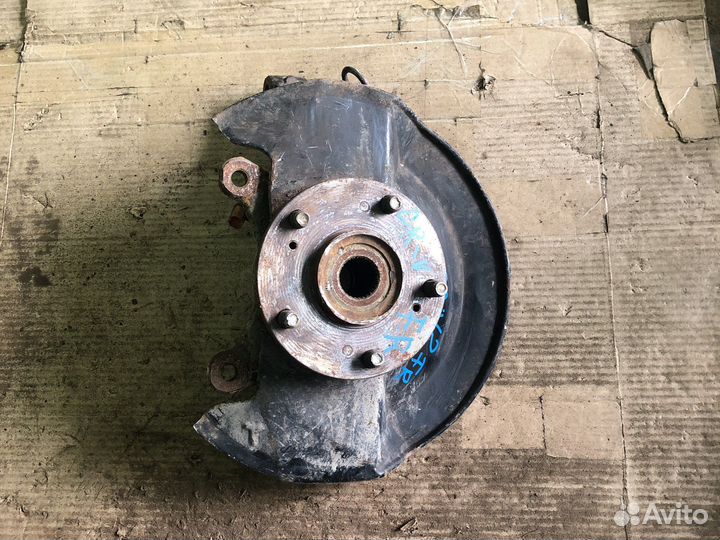 Honda crv 2 кулак поворотный