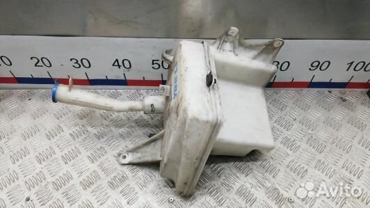 Бачок омывателя toyota avensis T27 (YBE15NL01)