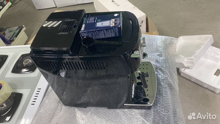 Кофемашина De'Longhi Magnifica ecam 22.110