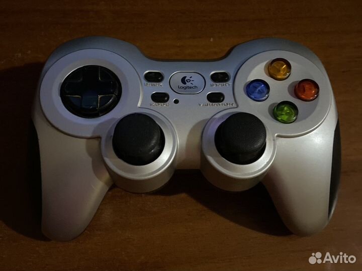Logitech Wireless gamepad f710