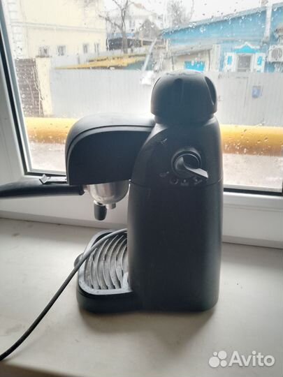 Кофеварка капсульная