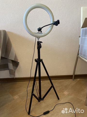 Штатив - трипод для телефона с лампой купить в Москве | Электроника | Авито