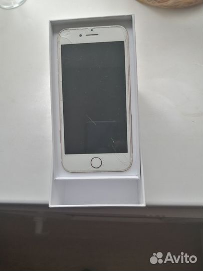 iPhone 7, 32 ГБ