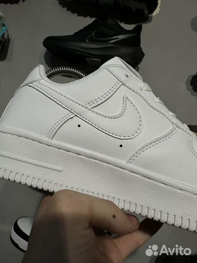 Кроссовки Nike air force 1