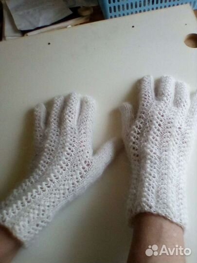 Перчатки ажурные ручной вязки