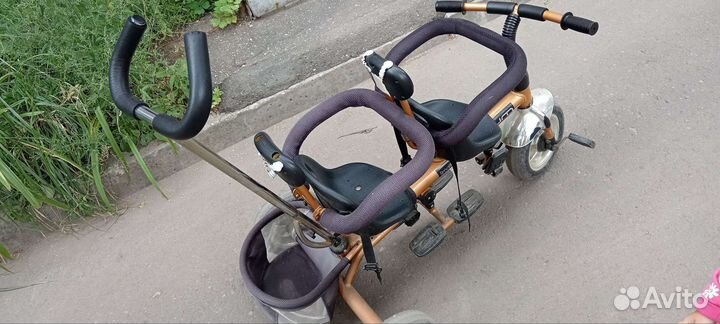 Детский трехколесный велосипед бу