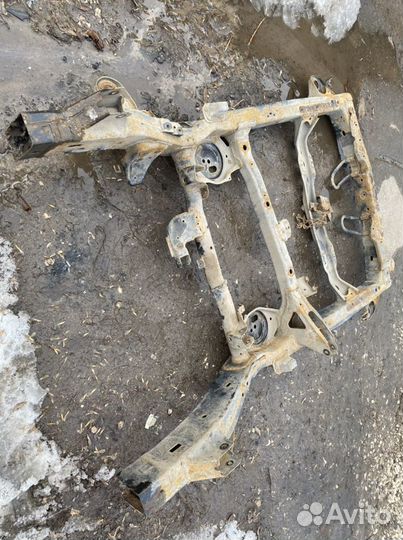 Задняя часть рамы Toyota Land Cruiser Prado 150