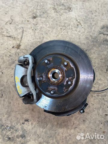 Кулак поворотный передний левый Toyota Corolla