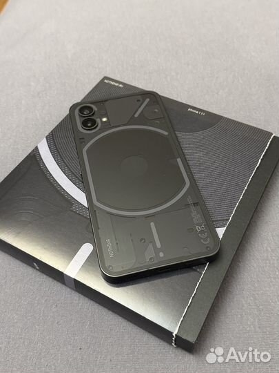 Nothing Phone 1, 8/256 ГБ