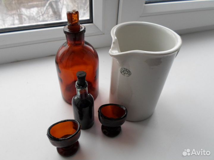 Посуда медицинская