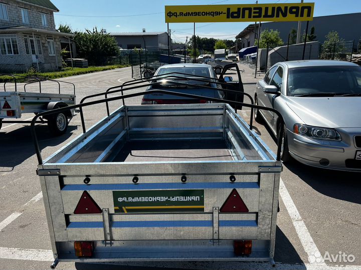 Прицеп на легковой автомобиль