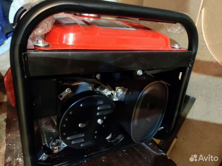 Бензиновый генератор