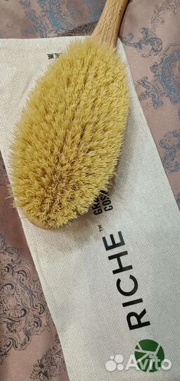 Антицеллюлитная щётка Riche