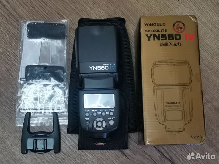 Вспышка Yongnuo YN560 IV