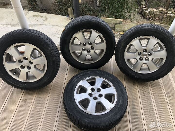 Литые диски, резина. Subaru, Chrysler