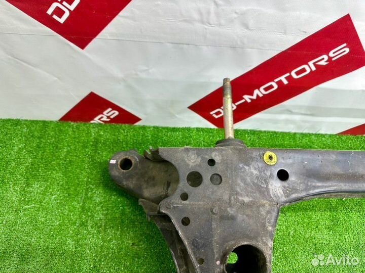 Подрамник Toyota Celsior UCF31 3UZ-FE 2001