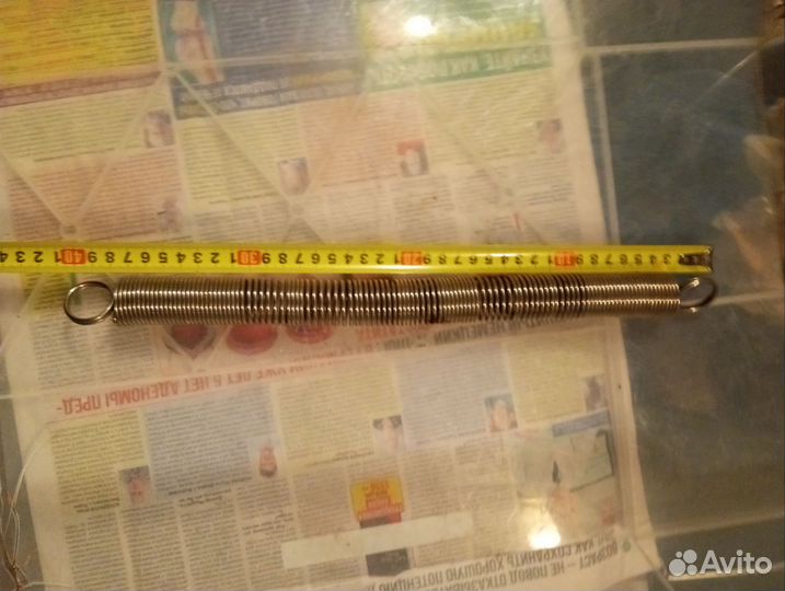 Пружина дверная
