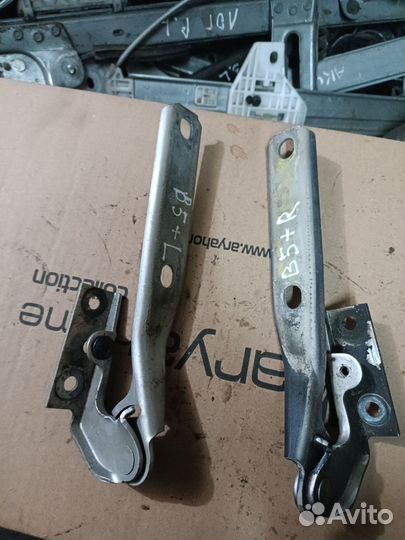 Петли капота Volkswagen Passat B5+