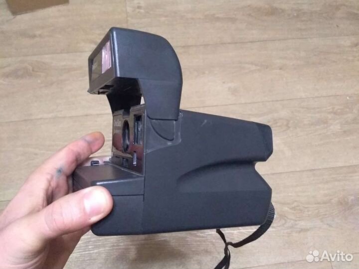 Polaroid OneStep closeup