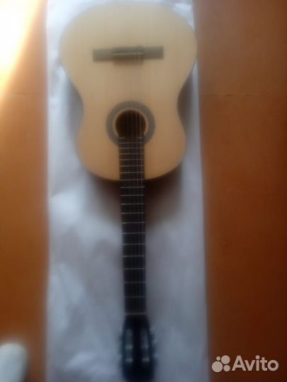 Гитара акустическая