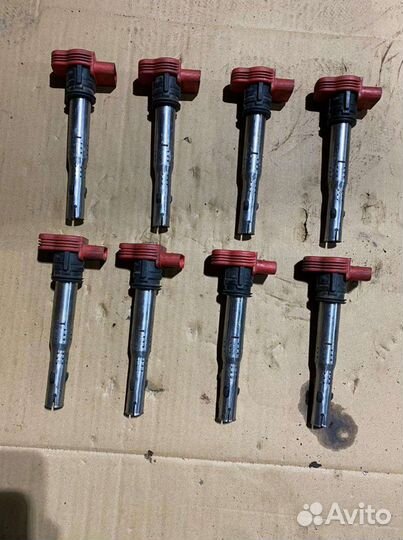 Комплект катушек зажигания Audi Q7 A8 S5