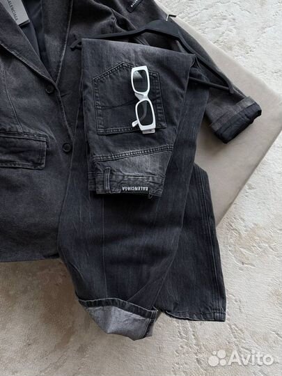 Джинсы balenciaga женские