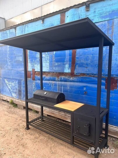 Беседка с мангалом