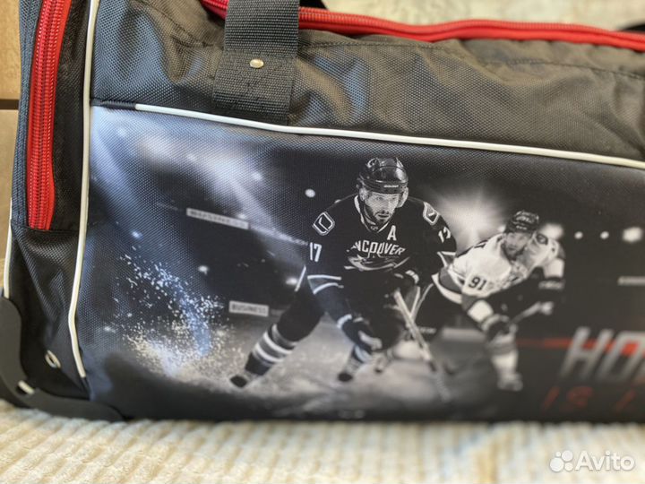 Хоккейный баул на колесах вышивка 28дюймов детск