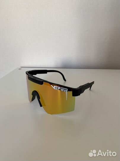 Солнцезащитные очки