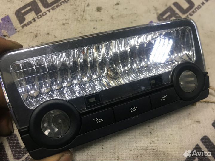 Плафон освещения салона бмв 730D F01 седан