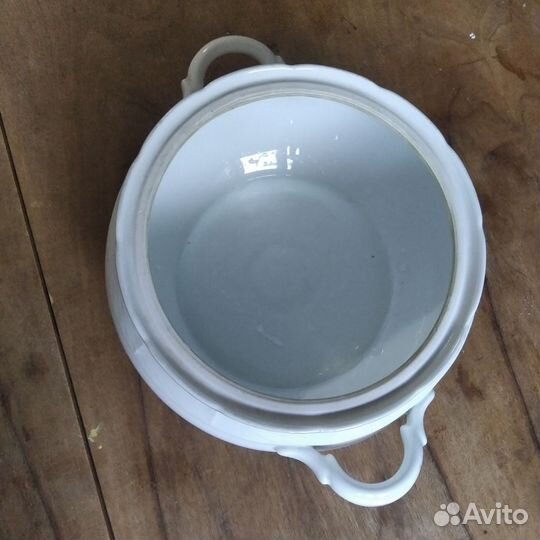 Чешская фарфоровая супница