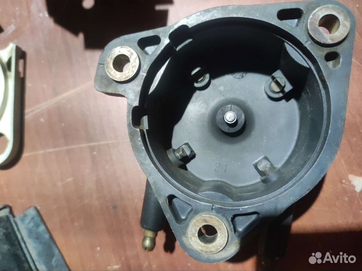 Распред коробка зажигания Рено лагуна 95 год