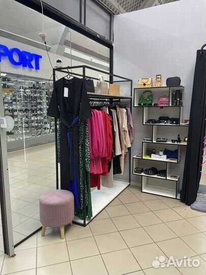 Продам действующий Шоурум