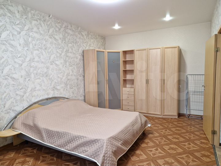 3-к. квартира, 74 м², 3/9 эт.