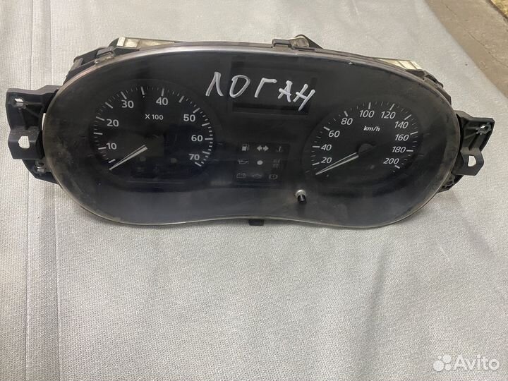 Приборная панель Renаult Logan б/у.Разбор