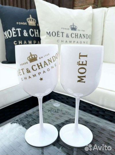 Бокалы Moet Chandon